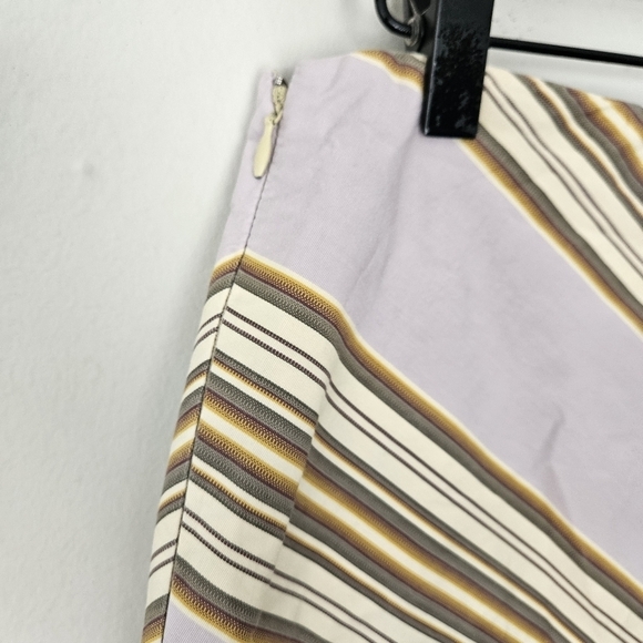 Carolina Herrera faux wrap side zipper skirt size 8 No care/fabric tag - Picture 5 of 7